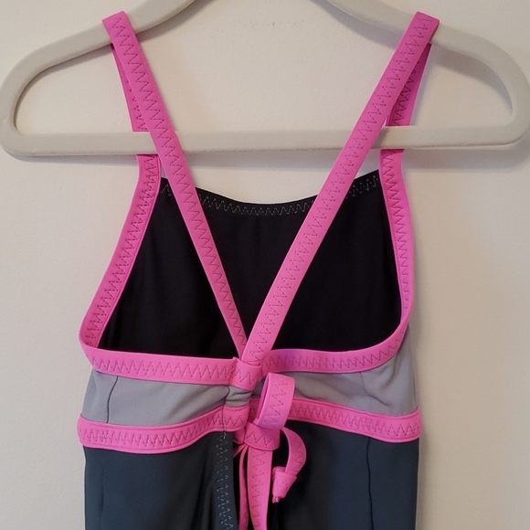 L. L. Bean one piece swimsuit - Picture 3 of 4